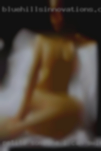 Petite, someone I can swingers club throw around.