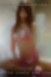 TikTok Creator, Poet, Likes pussy nude Nature.